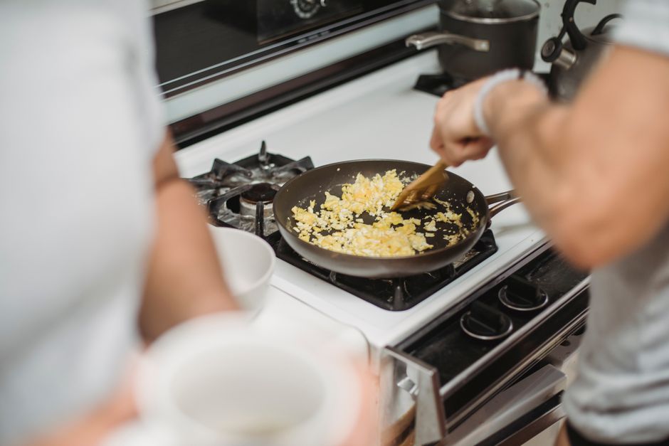 Afinal, qual escolher: cooktop a gás ou cooktop indução?