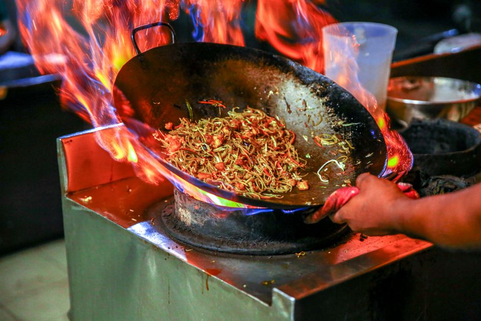 Como a tripla chama ajuda a salvar o almoço nos dias de pressa?