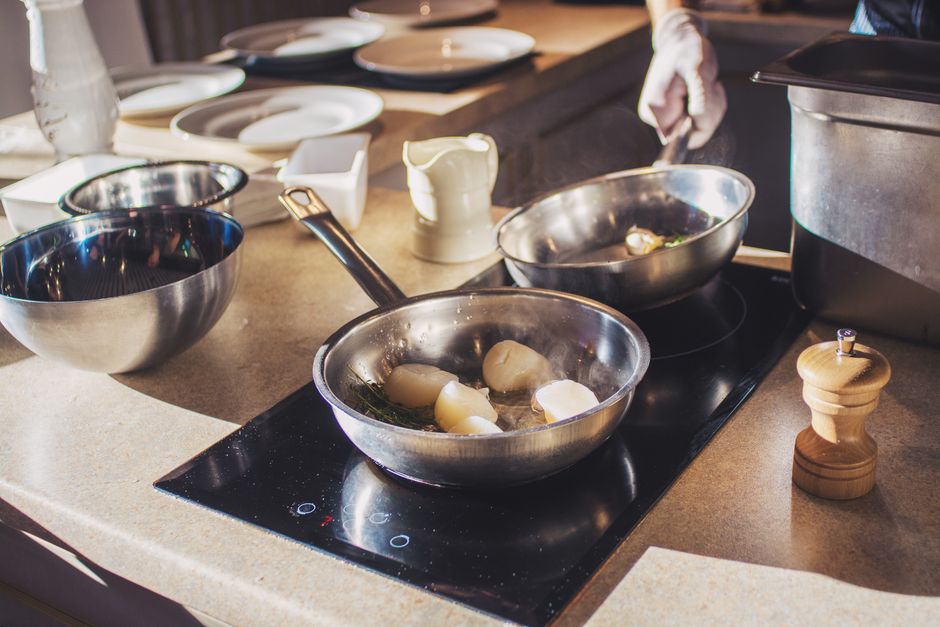 Quais panelas usar em cada tipo de cooktop